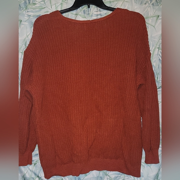 Women's Plus Size Sweater - Picture 2 of 3